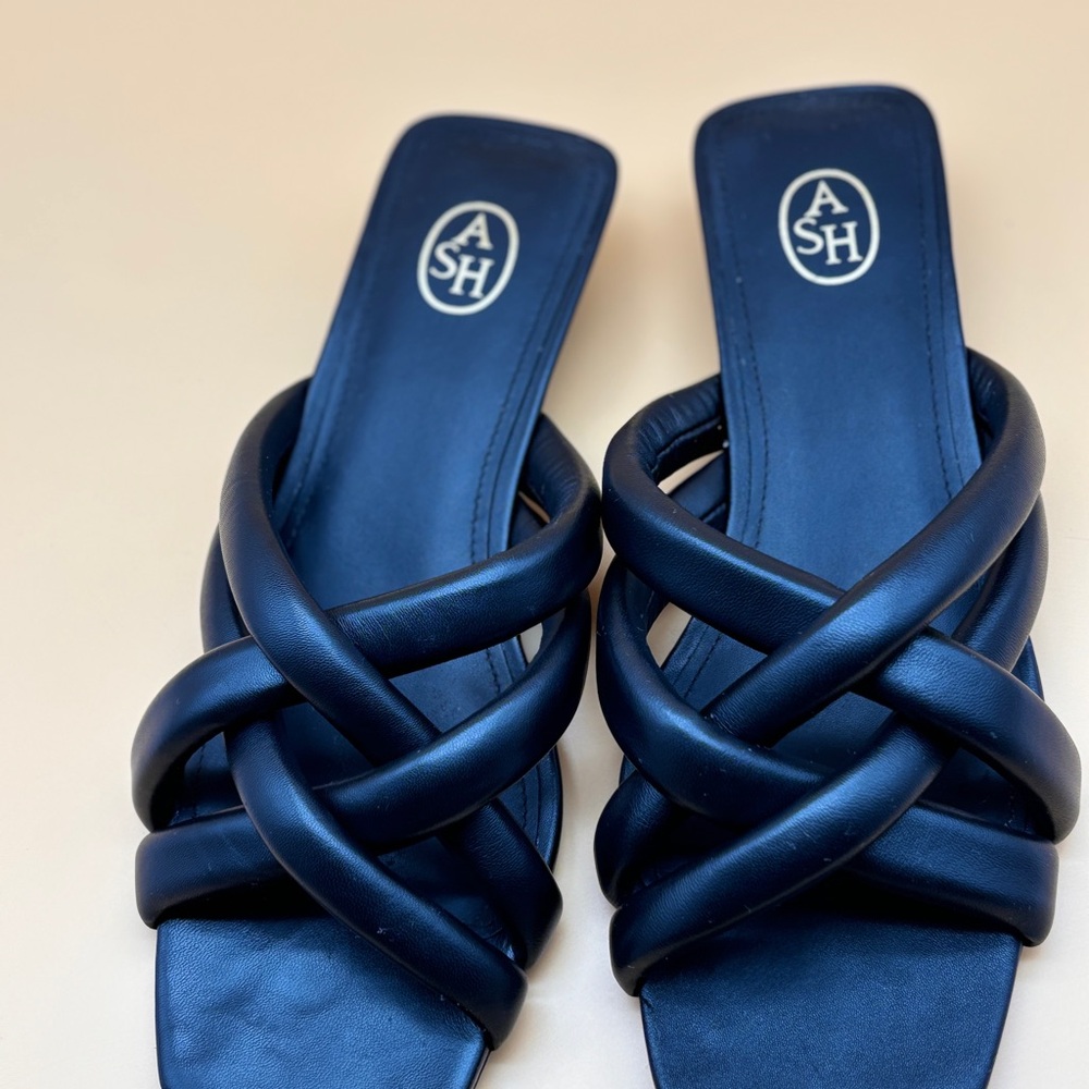 Crossed napa leather slip-on sandals